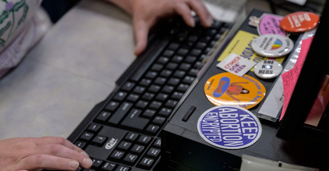 A Forgotten 1990s Law Could Make It Illegal toDiscuss Abortion Online A Forgotten 1990s Law Could Make It Illegal toDiscuss Abortion Online