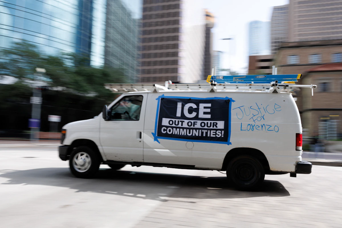 FBI Stops Investigating ICE Confrontations After 3 Deadly Incidents