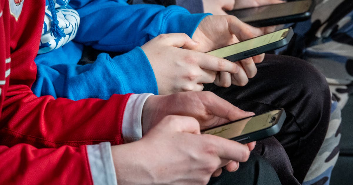 Are Cell Phones Really Destroying Kids’ Mental Health? Are Cell Phones Really Destroying Kids’ Mental Health?