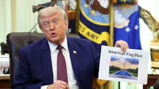 Donald Trump displays a rendering of his proposed renovations to the Lincoln Memorial Reflecting Pool.