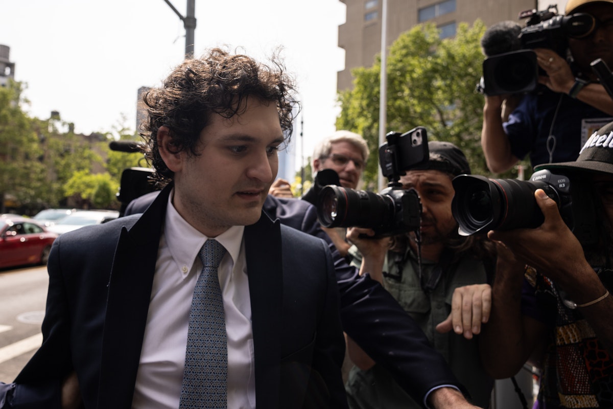 Scamming FTX Founder Sam Bankman-Fried Hit With 25 Years in Prison Scamming FTX Founder Sam Bankman-Fried Hit With 25 Years in Prison