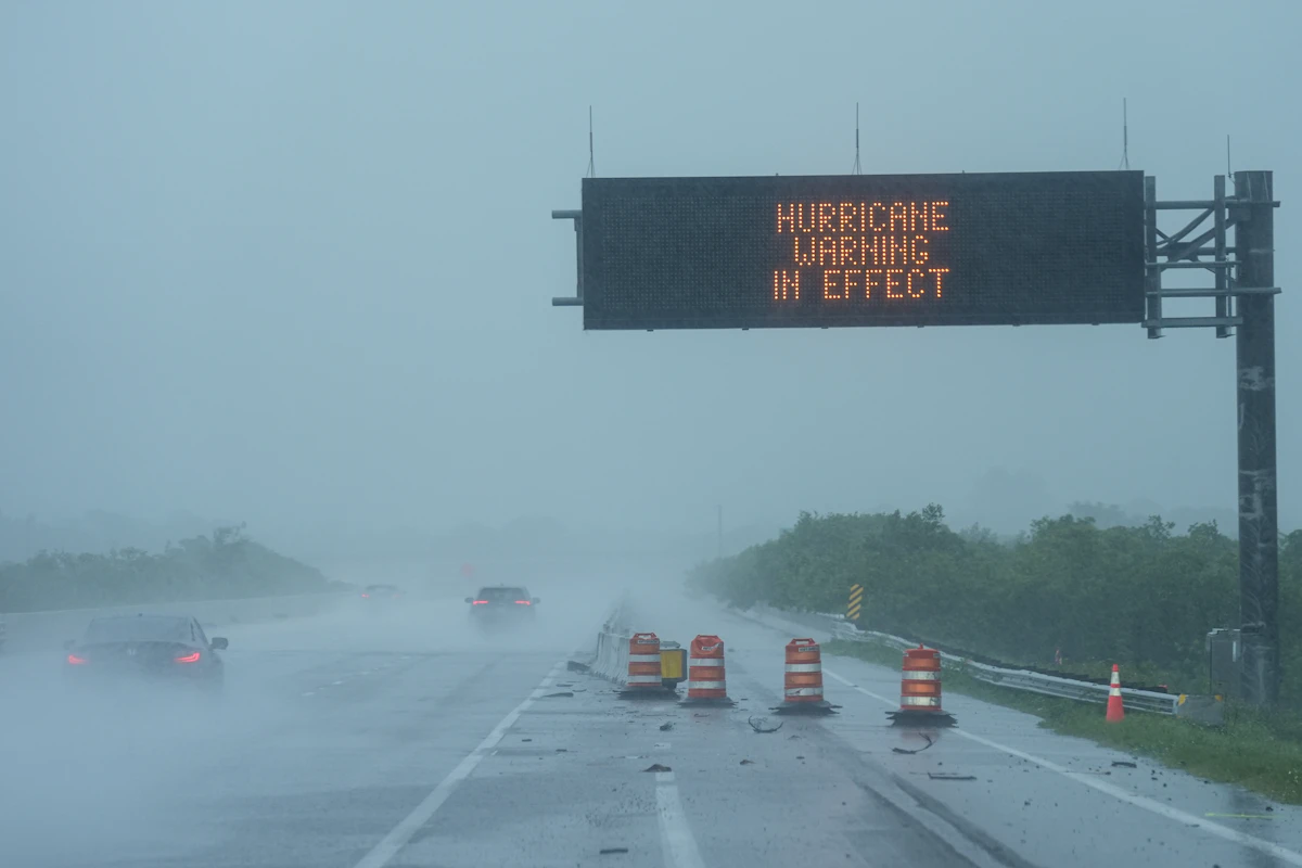 Weather Service Scrambles in Hurricane Season After Trump Purge Weather Service Scrambles in Hurricane Season After Trump Purge