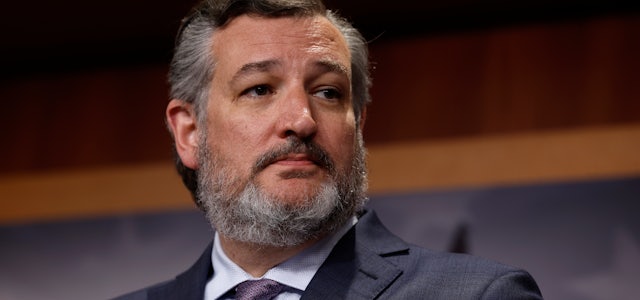Ted Cruz Appears to Endorse Plowing Into Climate Protesters With Cars Ted Cruz Appears to Endorse Plowing Into Climate Protesters With Cars