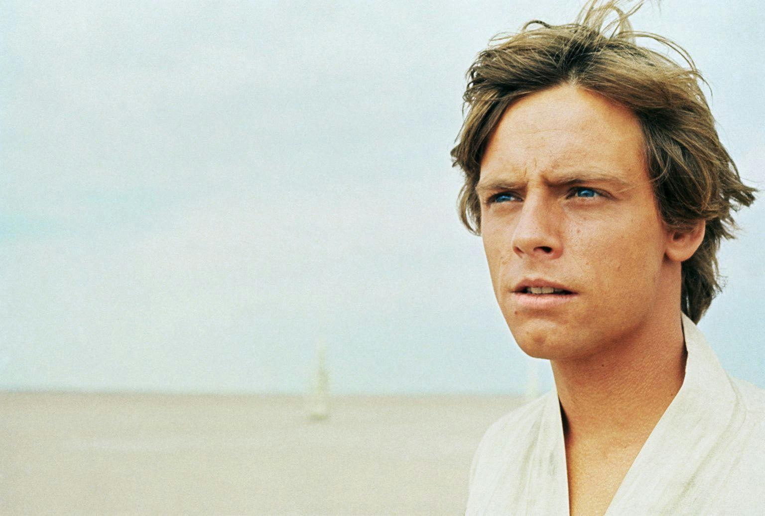 A young Luke Skywalker visits Blue Peter to 'explain' Star Wars to British  children