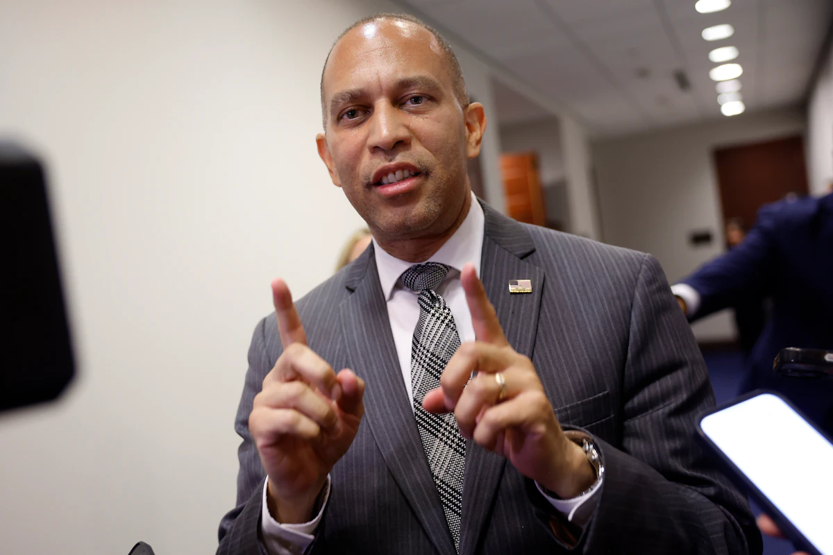 Hakeem Jeffries Sends Strange Message After Private Biden Meeting Hakeem Jeffries Sends Strange Message After Private Biden Meeting
