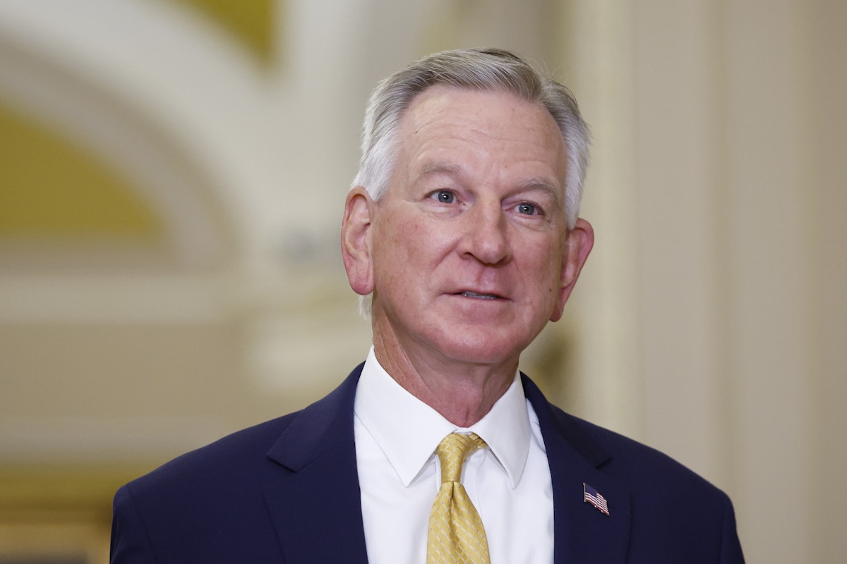 Dumbest Senator Has Bonkers Plan for Vetting Trump Nominees Dumbest Senator Has Bonkers Plan for Vetting Trump Nominees