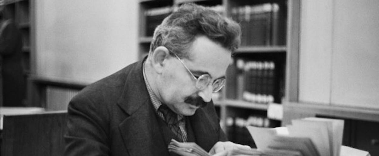 Tribute to Walter Benjamin's The Work of Art in The Age