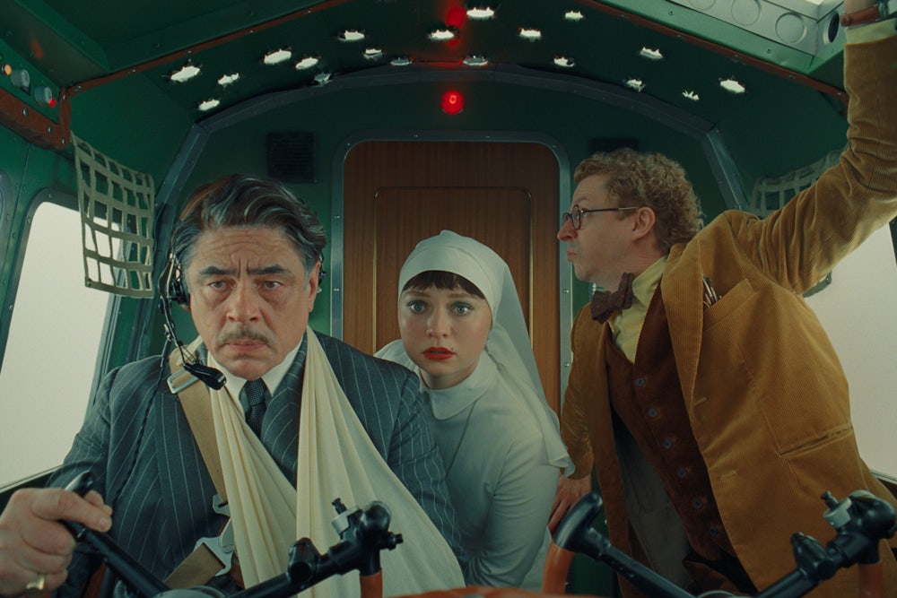 Benicio Del Toro, Mia Threapleton, and Michael Cera in “The Phoenician Scheme.”