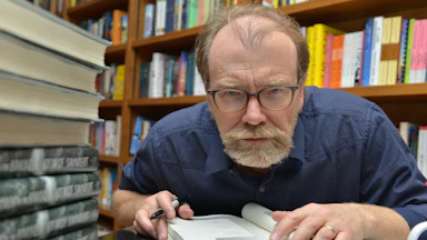 George Saunders at a book signing in Florida in 2017