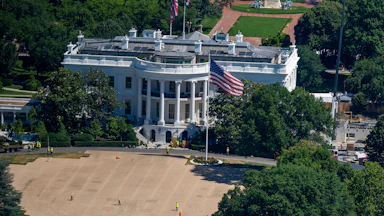 White House South Lawn with lots of gray dirt