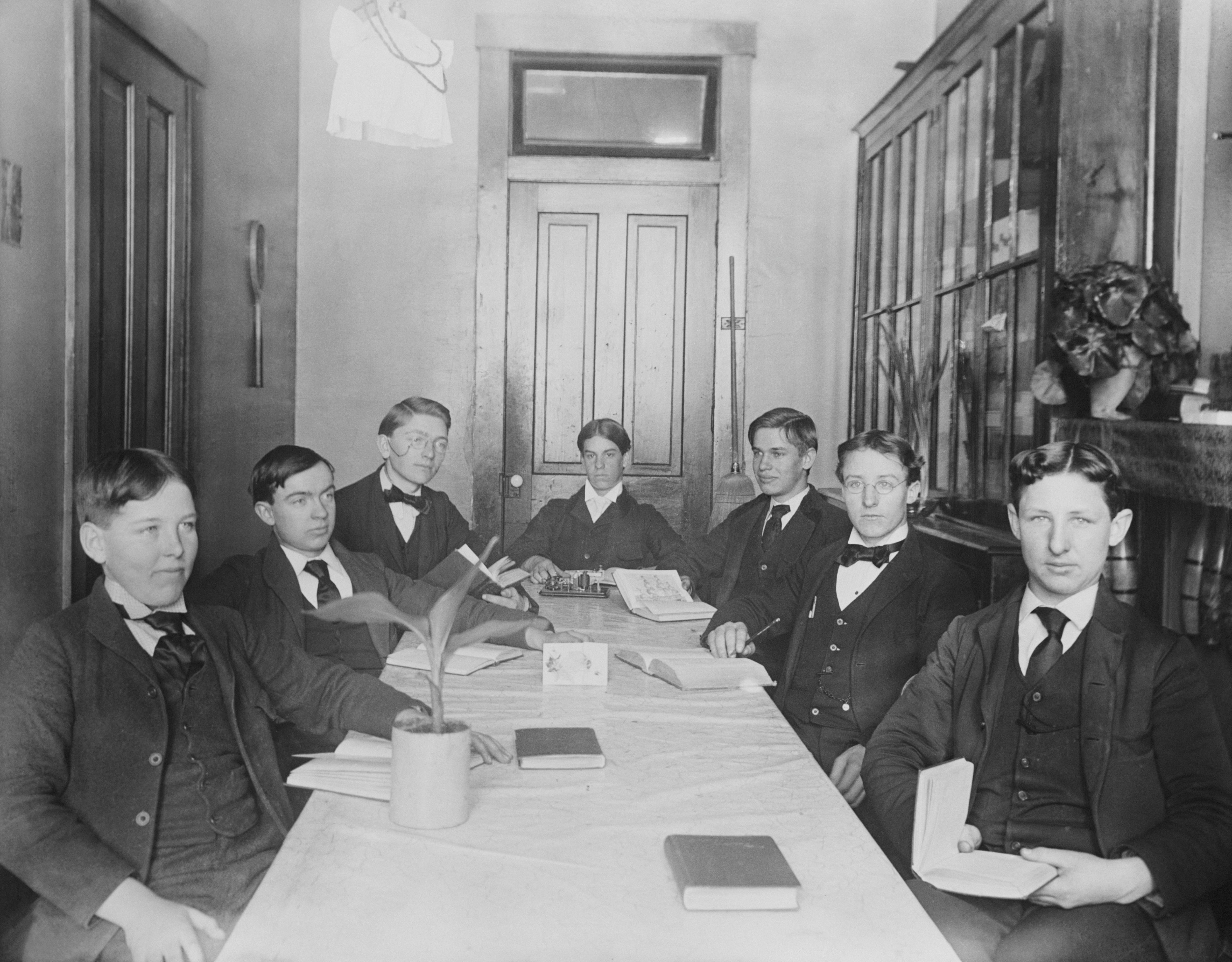 A group of American schoolboys in the 1890s.