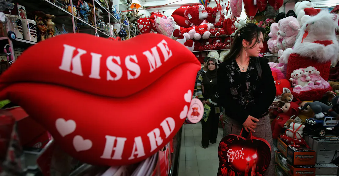 Cancel Valentine’s Day Consumerism Cancel Valentine’s Day Consumerism