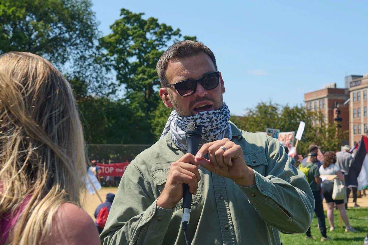 Pro-Trump Activists’ Attempt to Infiltrate DNC Goes Hilariously Awry Pro-Trump Activists’ Attempt to Infiltrate DNC Goes Hilariously Awry