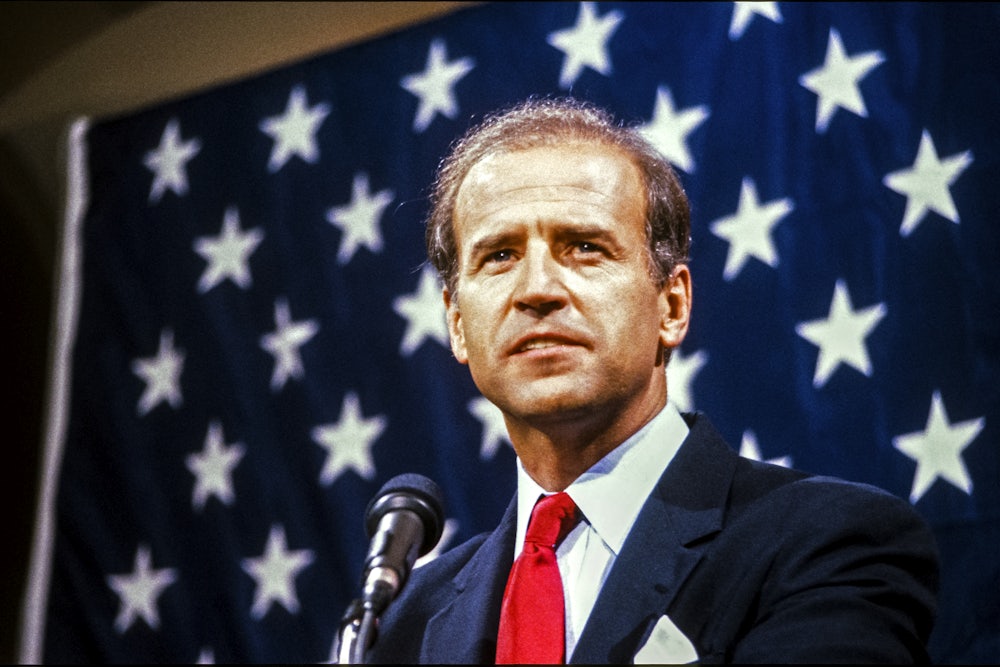 Biden announces his candidacy for president in 1987