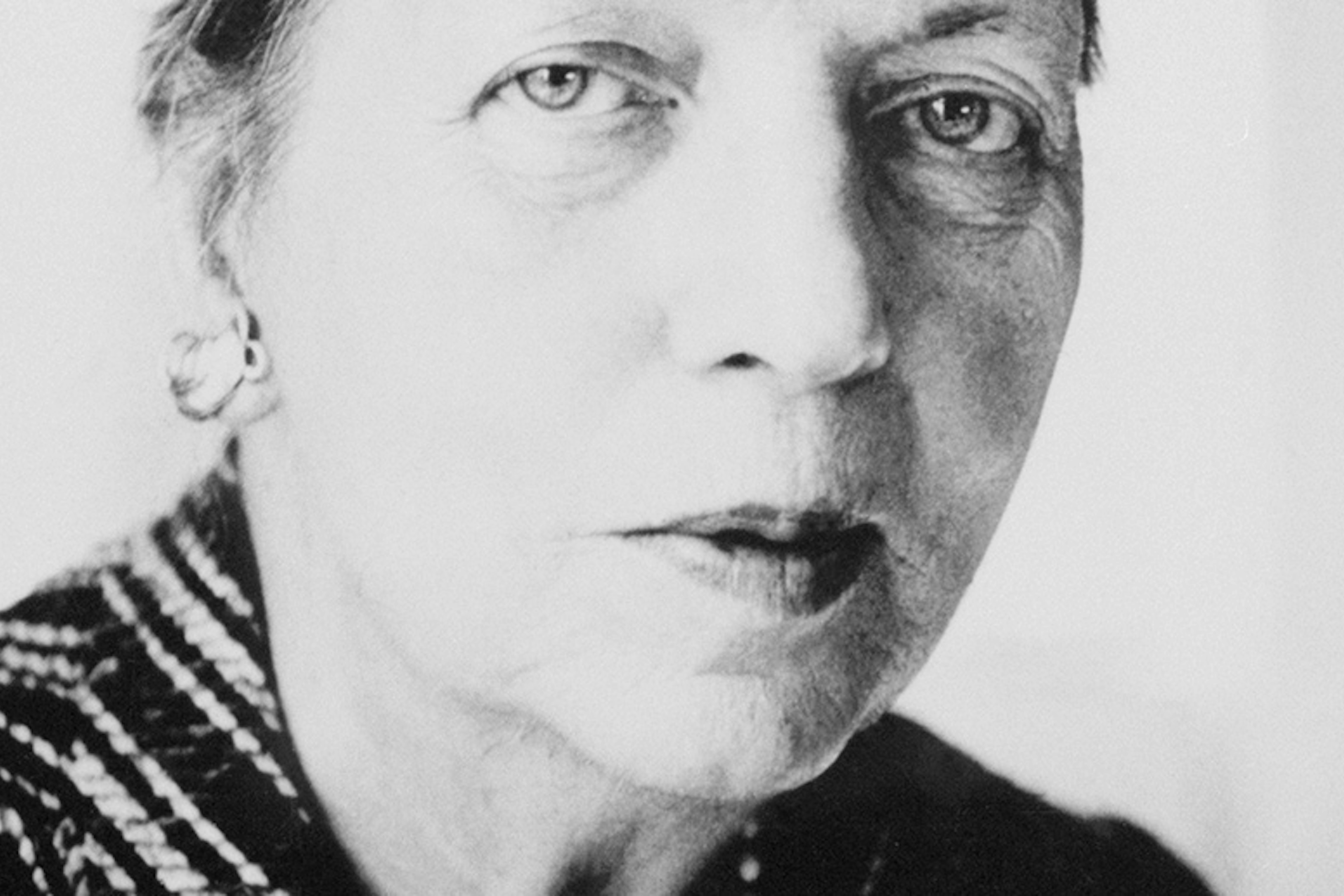 Louise Bogan reviews Virginia Woolf’s A Room of One’s Own The New