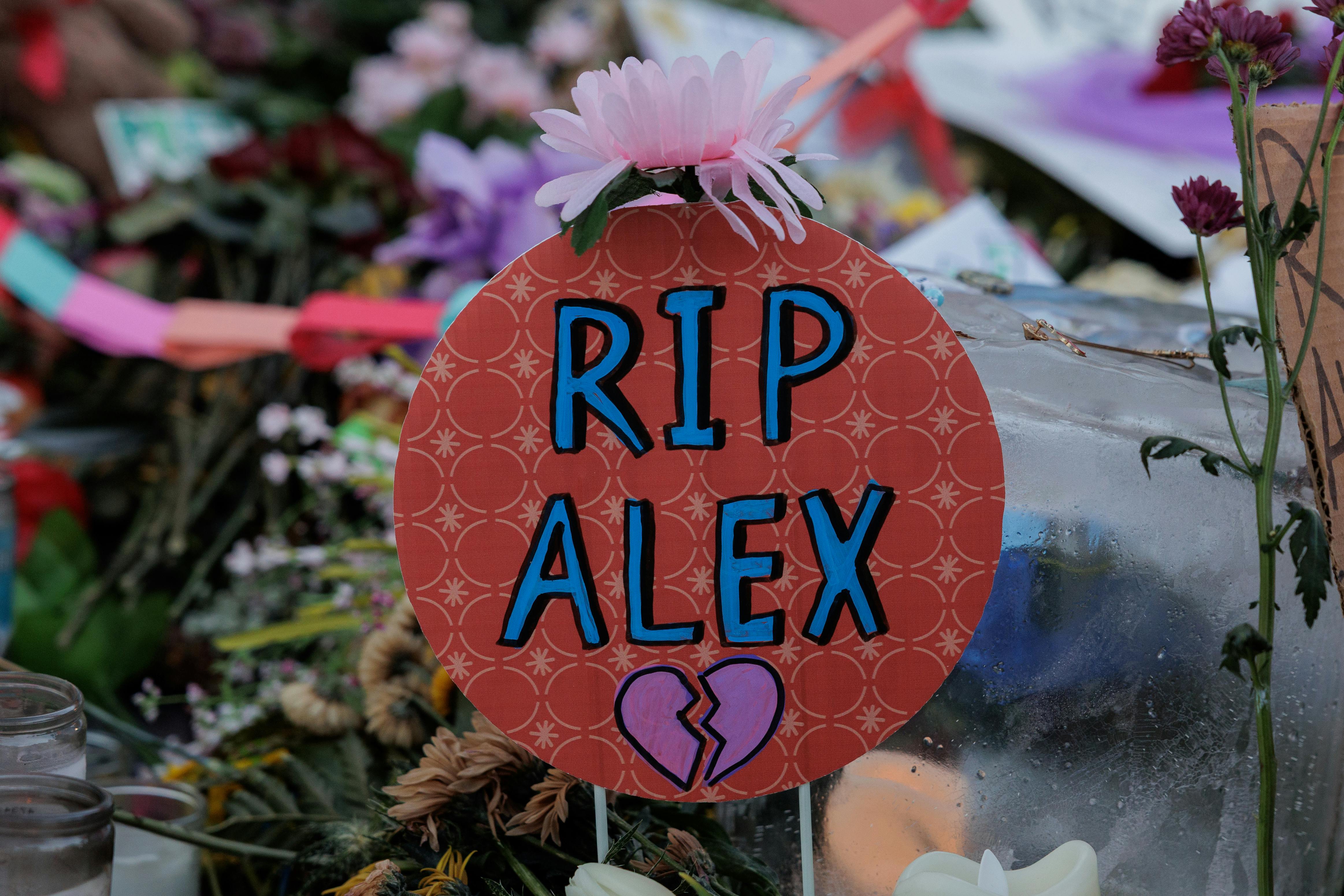 A memorial for Alex Pretti