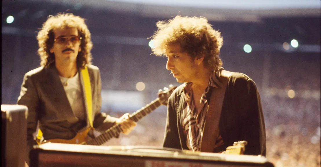 Bob Dylan Declines to Explain Himself Bob Dylan Declines to Explain Himself