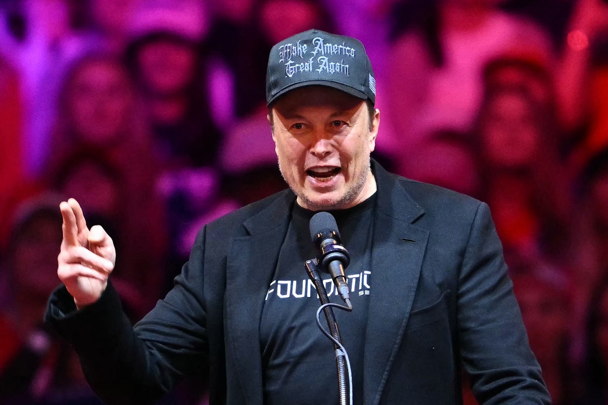 Elon Musk Loses It After Astronaut Dares Calls Out His Lie Elon Musk Loses It After Astronaut Dares Calls Out His Lie