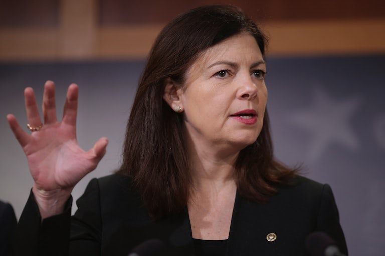 New Hampshire Governor Kelly Ayotte speaks