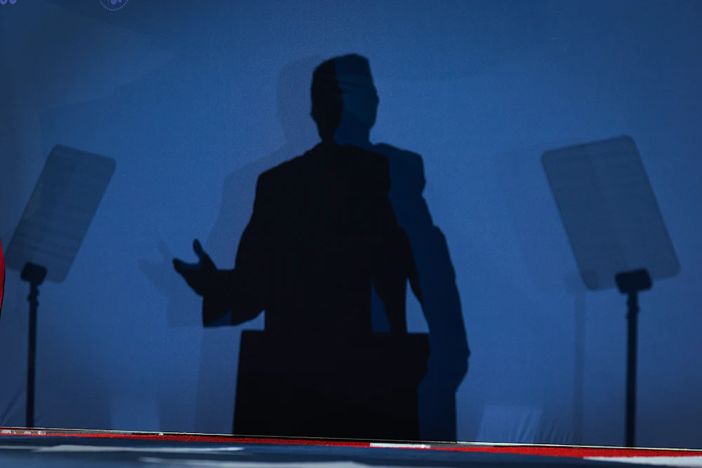 Silhouette of Trump