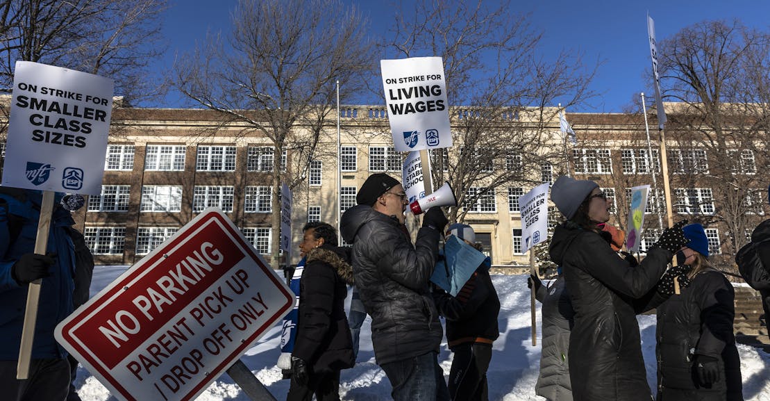 Teachers With Night Jobs at Amazon Are Not a Feel-Good Story Teachers With Night Jobs at Amazon Are Not a Feel-Good Story