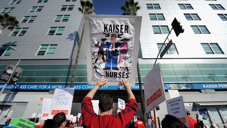 Kaiser Permanente unionized nurses protest