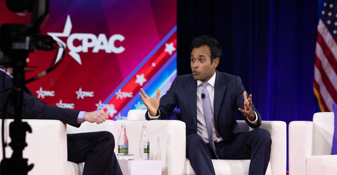 Republican presidential candidate Vivek Ramaswamy, who used to do business with China, wants to ban business with China

End-shutdown