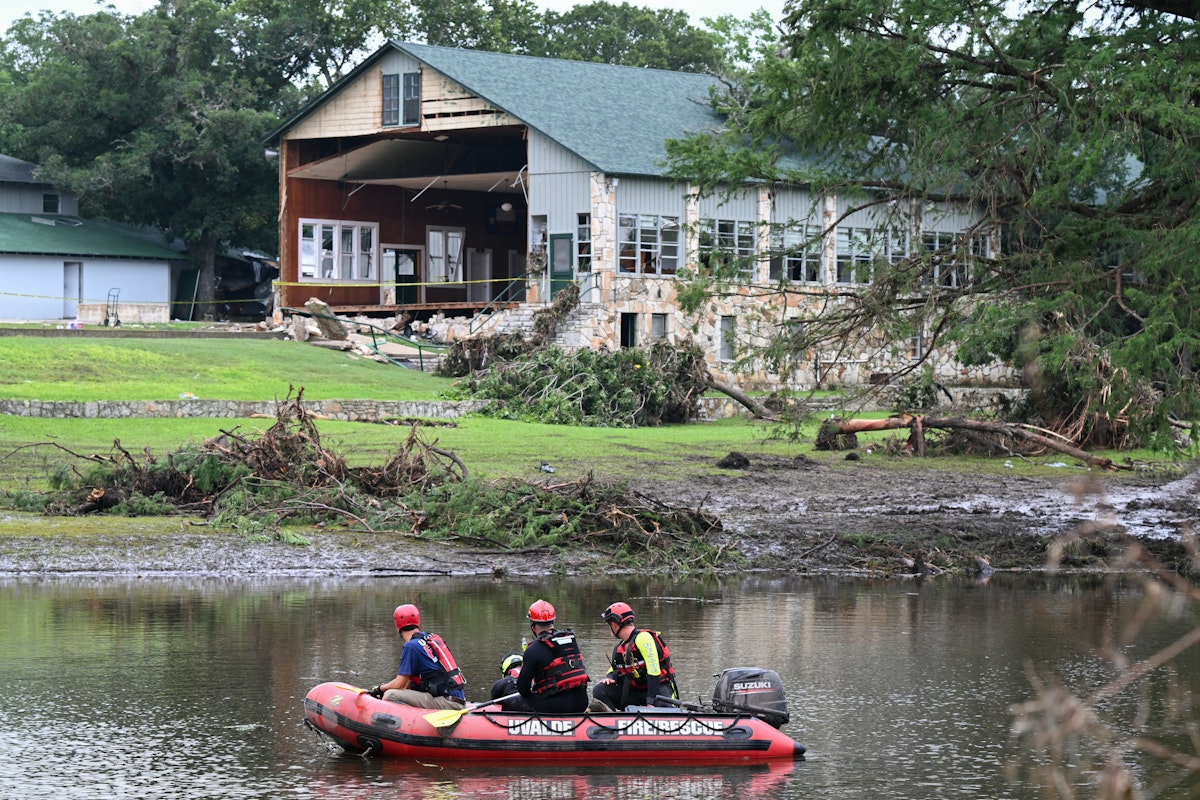 Mexico Sends Help as Texas Tragedy Grows After Deadly Floods Mexico Sends Help as Texas Tragedy Grows After Deadly Floods