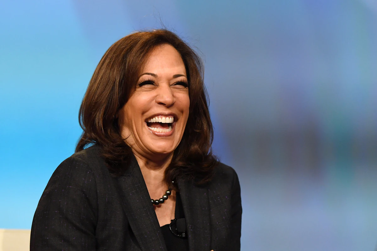 Stunning Poll Shows Harris Crushing Trump Among Two Key Voter Groups Stunning Poll Shows Harris Crushing Trump Among Two Key Voter Groups
