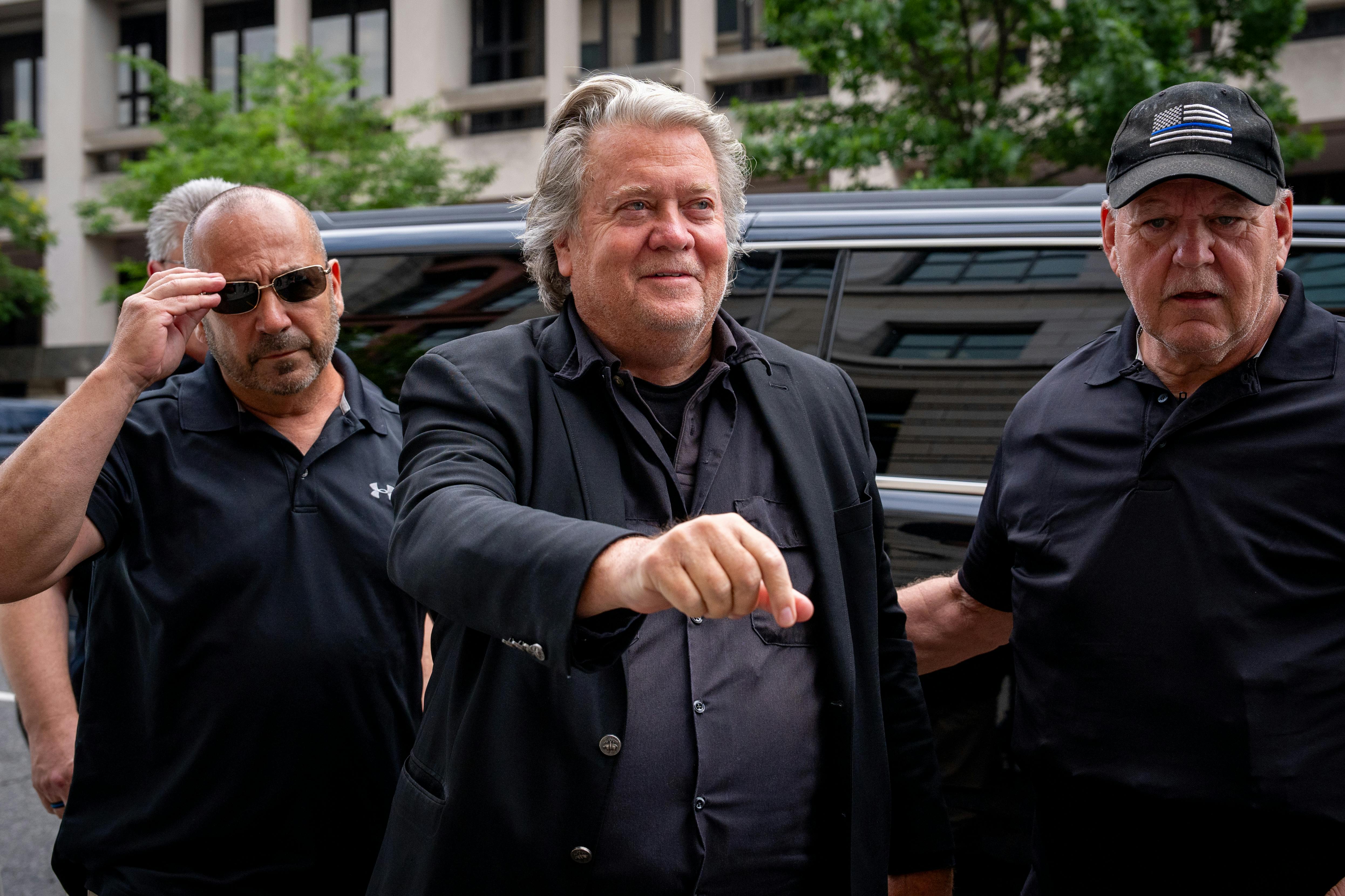 Steve Bannon arrives at the federal courthouse in Washington