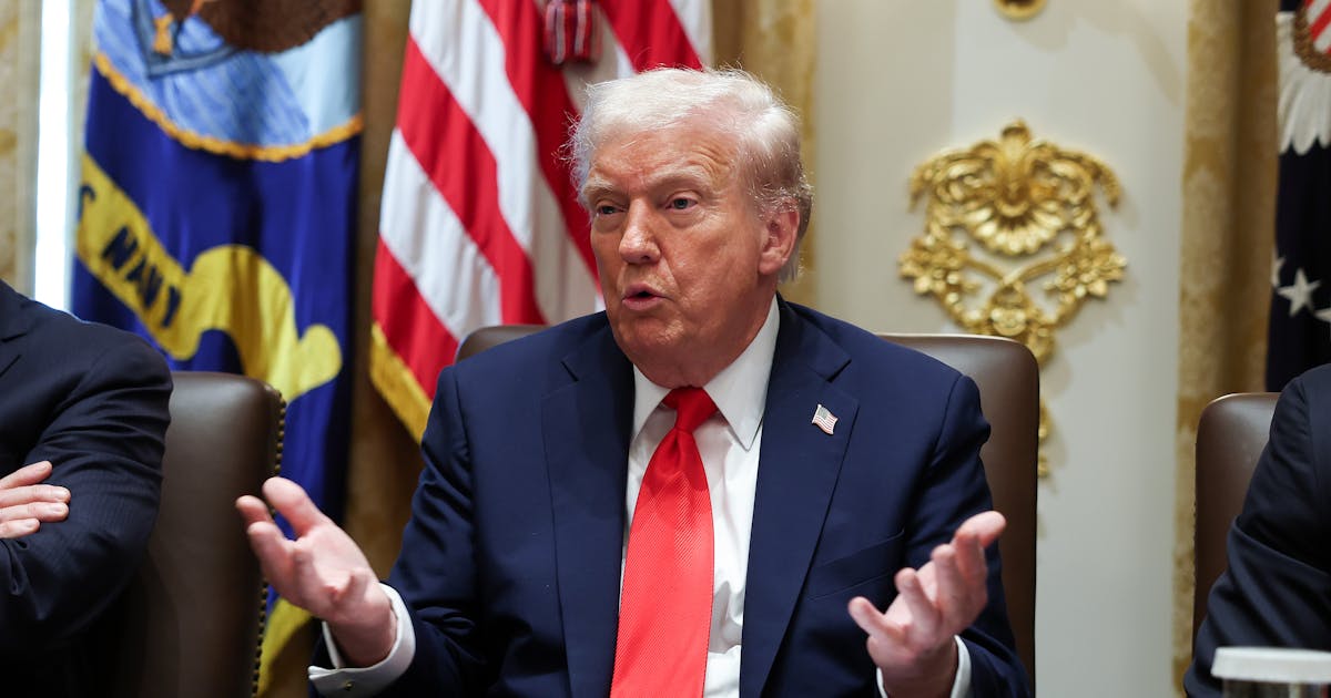 https://images.newrepublic.com/e4a4ea0d5970cd756d0468b302237e6aaec2c813.jpeg?w=1200&h=630&crop=faces&fit=crop&fm=jpg