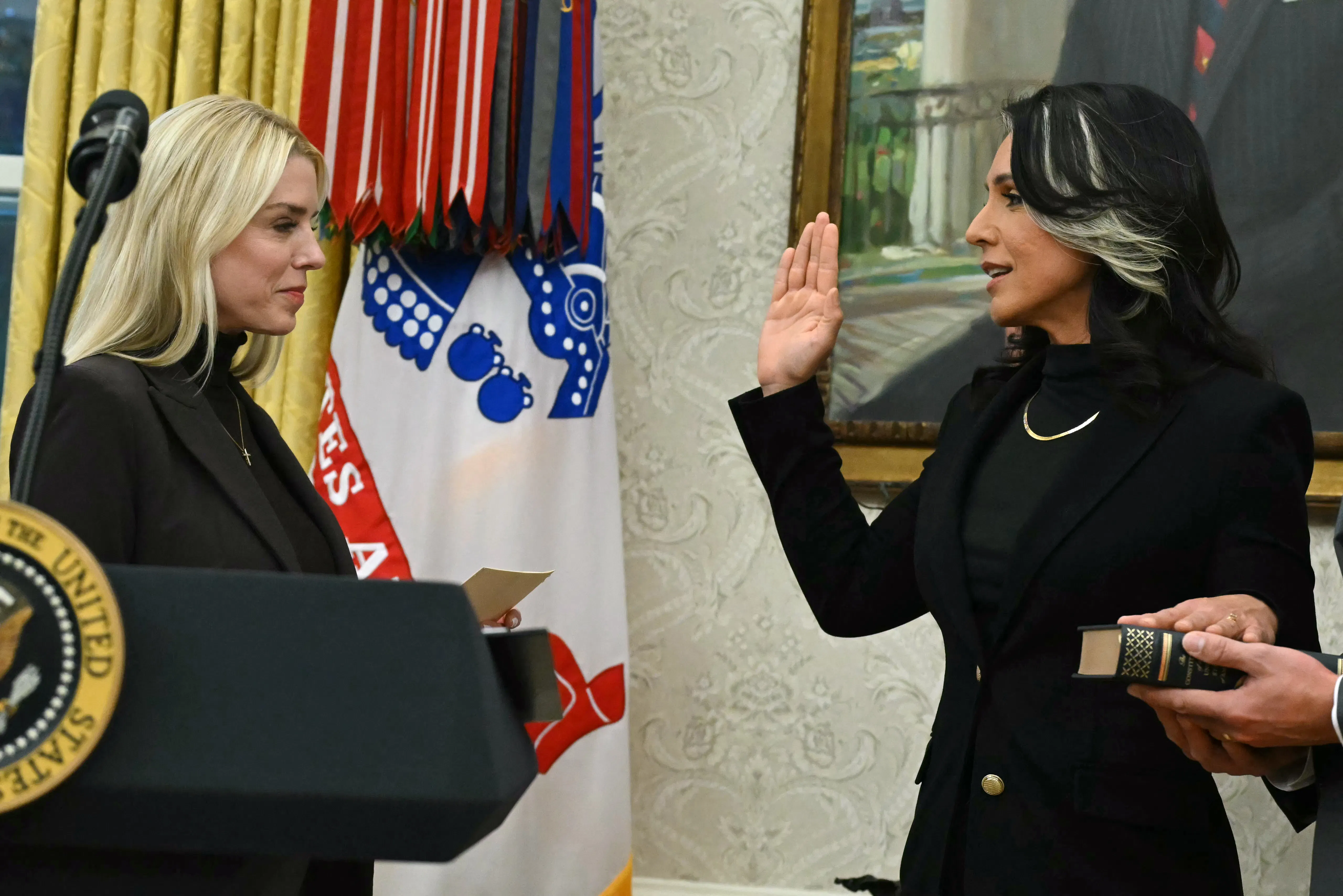 Attorney General Pam Bondi swears in Director of National Intelligence Tulsi Gabbard in the Oval Office