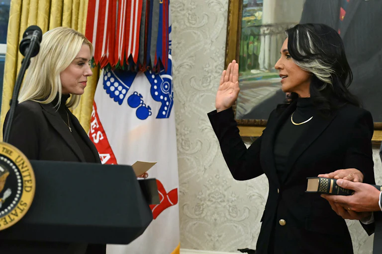 Attorney General Pam Bondi swears in Director of National Intelligence Tulsi Gabbard in the Oval Office