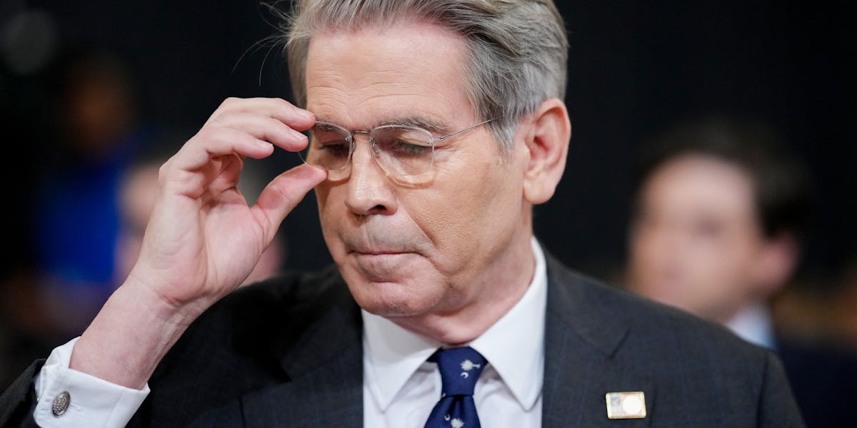 https://images.newrepublic.com/e9560d63023f4063be1bc0fe751b2306218971d4.jpeg?w=1200&h=600&crop=faces&fit=crop&fm=jpg