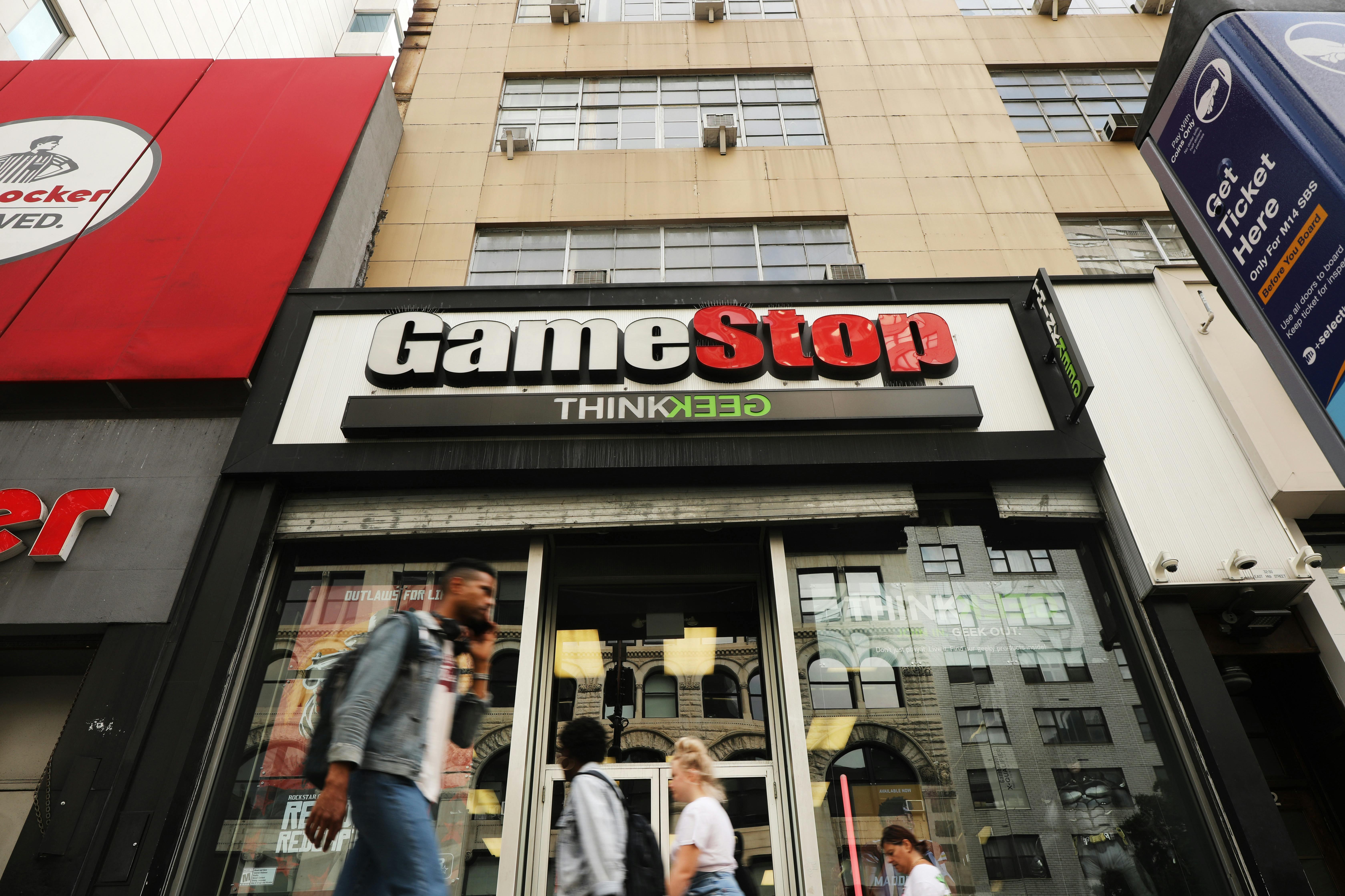 GameStop (GME), AMC Stock Rally as Reddit, WallStreeBets, StockTwits Pump  Again - Bloomberg