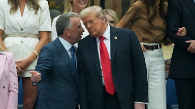 Donald Trump talks with U.S. Special Envoy Steve Witkoff