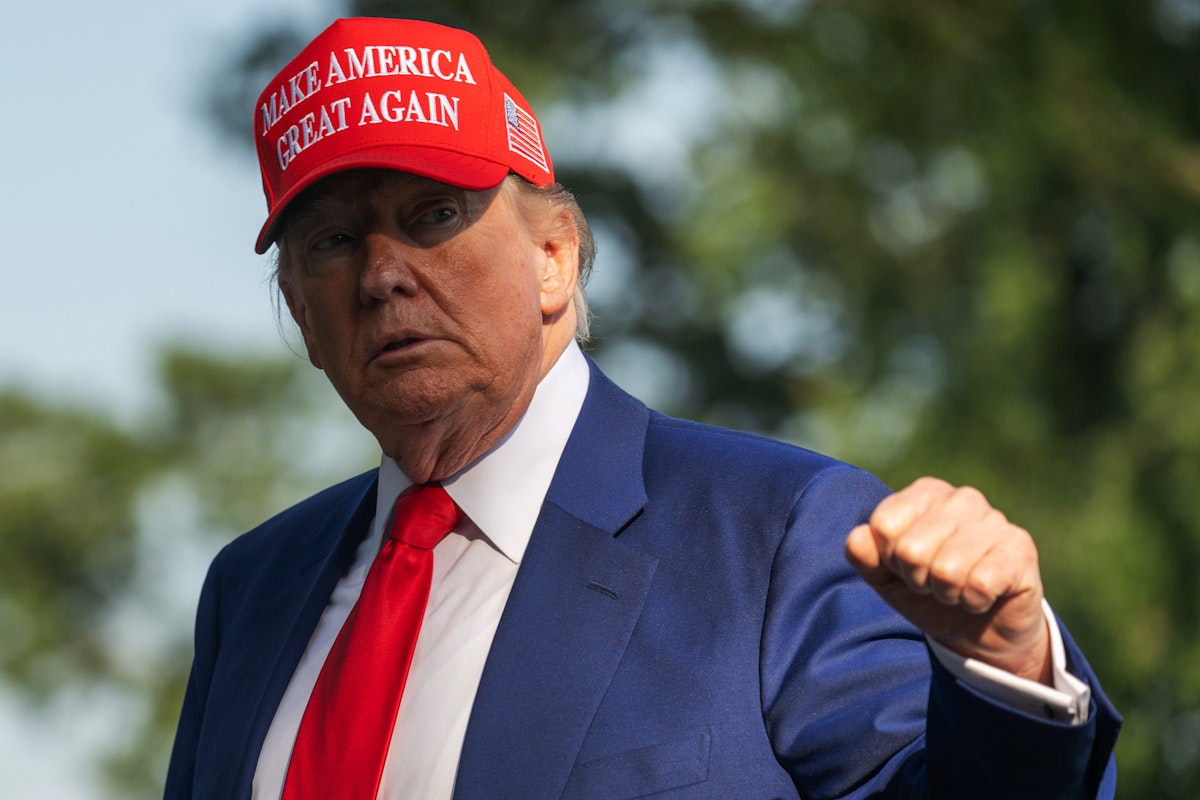 Trump Issues Confusing Veiled Threat to Putin Over Iran Trump Issues Confusing Veiled Threat to Putin Over Iran