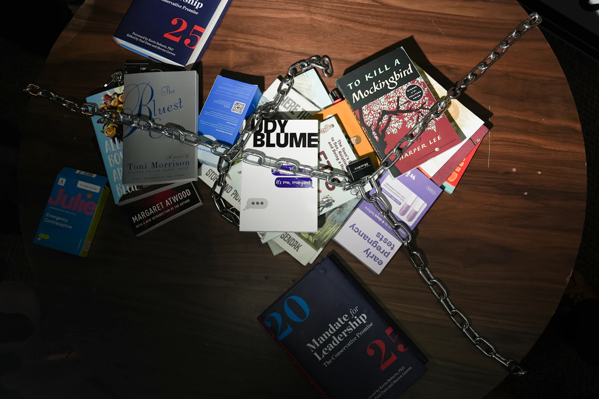 Why the Christian Right Demonizes Discourse Why the Christian Right Demonizes Discourse