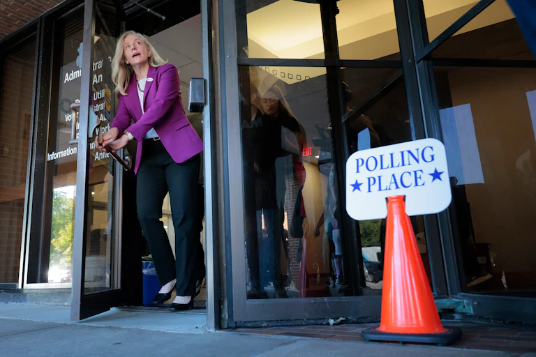 Then–Democratic gubernatorial candidate Abigail Spanberger on September 19, 2025, in Virginia