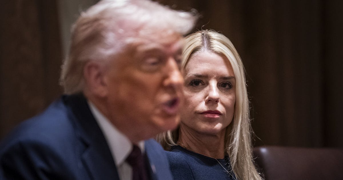https://images.newrepublic.com/f67b8f90a3cf4fa6d991eb1bf91a84dd48129519.jpeg?w=1200&h=630&crop=faces&fit=crop&fm=jpg