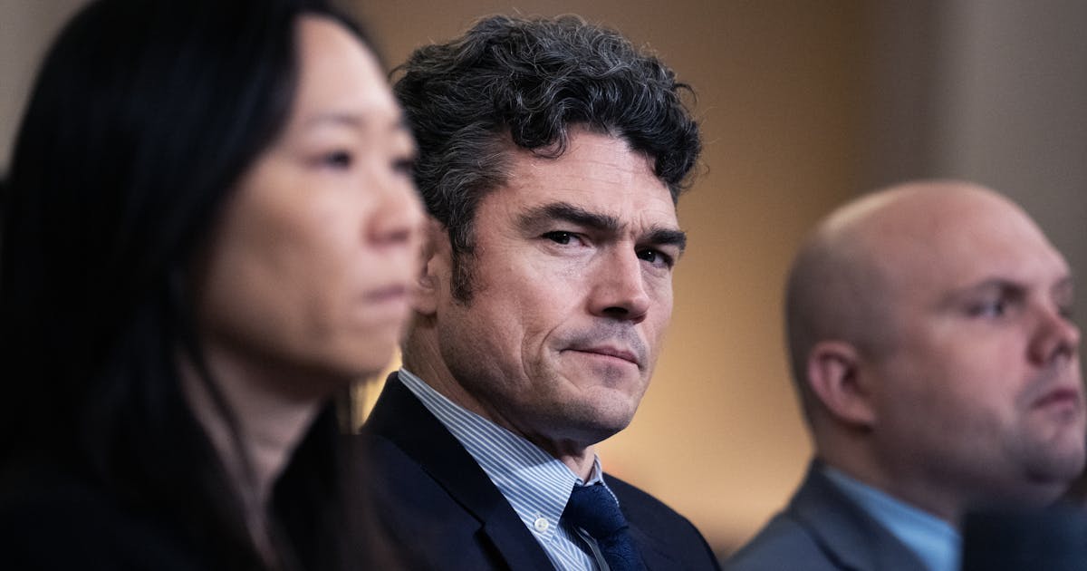 https://images.newrepublic.com/f76f839d921b8ade1ceb524b957867e7aea0dac8.jpeg?w=1200&h=630&crop=faces&fit=crop&fm=jpg