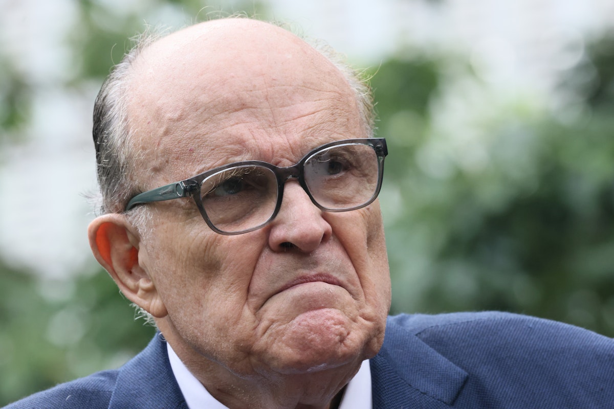 Bankrupt Rudy Giuliani Can’t Stop Spending at “Egregious” Levels Bankrupt Rudy Giuliani Can’t Stop Spending at “Egregious” Levels
