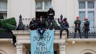 Anti-war demonstrators in London occupy the town house owned by Russian oligarch and billionaire Oleg Deripaska, an ally of Russian President Vladimir Putin.