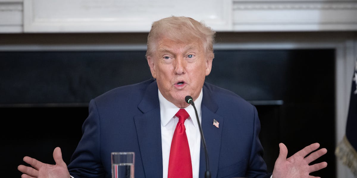 https://images.newrepublic.com/f900f571fba8b72210781b7320e734adb90f39e4.jpeg?w=1200&h=600&crop=faces&fit=crop&fm=jpg
