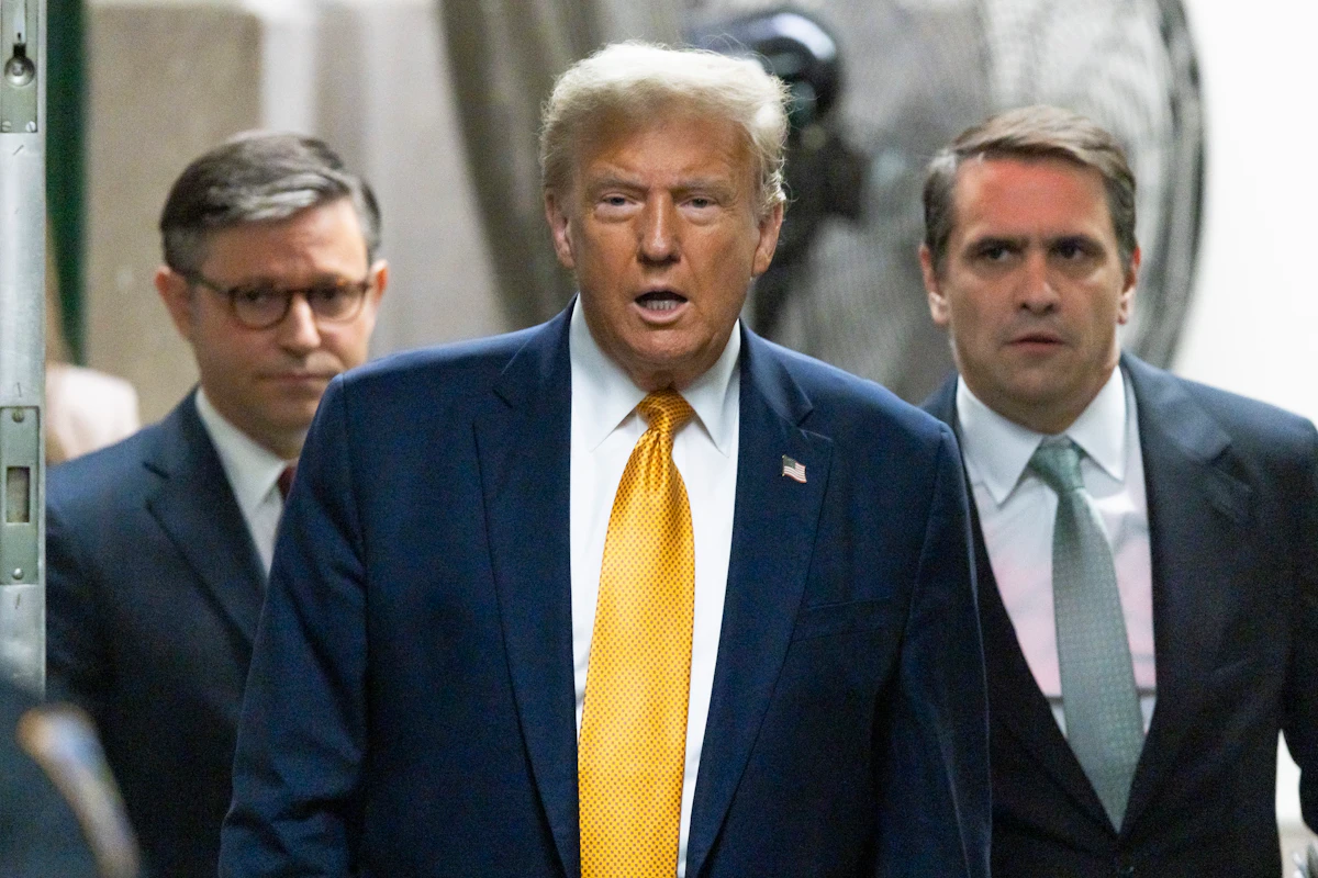 Trump Draws Fire for Using Obvious Mafia Tactic on Gag Order Trump Draws Fire for Using Obvious Mafia Tactic on Gag Order